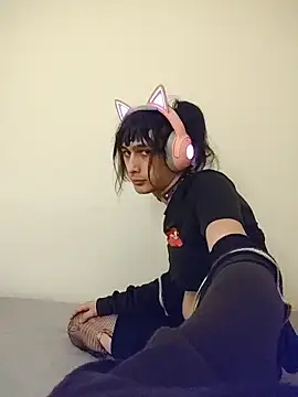 egirl711 online show from 12/13/25, 08:59