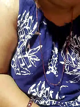 Snapshot of NepaliHotty chatting on 02/15/25, 11:36 NepaliHotty online show from 02/15/25, 11:36