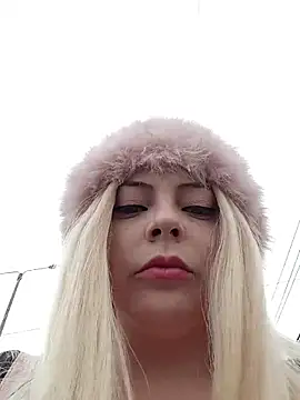 madelaine- online show from 03/12/26, 07:07