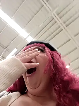 madelaine- online show from 11/27/25, 07:14