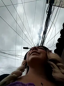 madelaine- online show from 10/28/25, 07:13