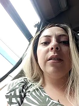 madelaine- online show from 01/09/26, 07:21