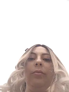 madelaine- online show from 09/18/25, 09:29