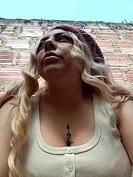 madelaine- online show from 02/09/26, 06:17