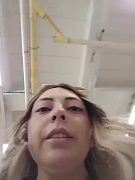 madelaine- online show from 11/04/25, 06:33