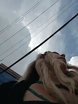 madelaine- online show from 11/03/25, 06:22