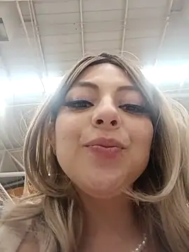 madelaine- online show from 11/21/25, 07:24