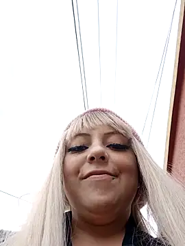 madelaine- online show from 02/05/25, 07:31