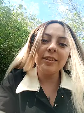 madelaine- online show from 10/15/25, 07:55