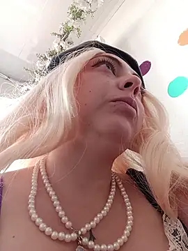 madelaine- online show from 02/07/26, 06:05