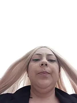 madelaine- online show from 03/24/26, 07:36