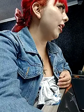 madelaine- online show from 02/23/25, 06:12