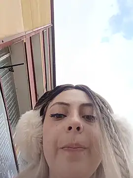 madelaine- online show from 10/21/25, 08:08