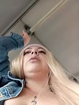 madelaine- online show from 03/18/26, 06:31