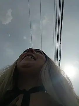 madelaine- online show from 11/06/25, 06:56