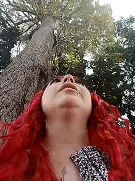 madelaine- online show from 02/01/25, 07:55