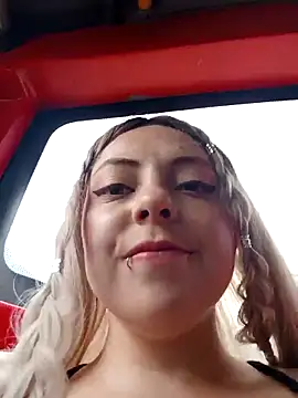 madelaine- online show from 03/21/25, 10:28