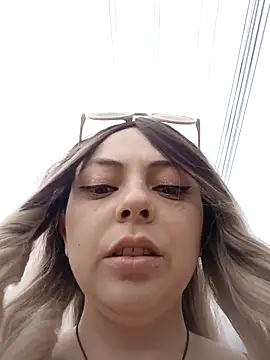 madelaine- online show from 11/02/25, 04:12