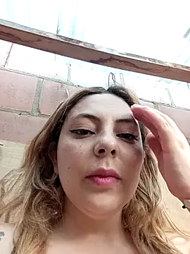 madelaine- online show from 03/26/26, 05:44