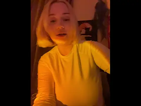 DaisyBooom online show from 03/23/26, 07:47