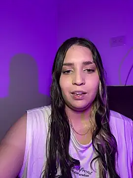 valentina jonnes1 online show from 04/05/26, 04:30