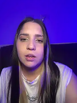 valentina jonnes1 online show from 03/24/26, 05:18