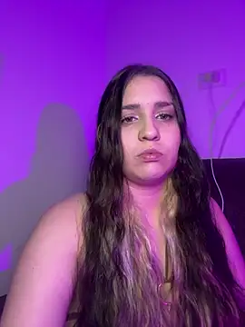 valentina jonnes1 online show from 02/12/26, 05:07