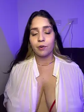 valentina jonnes1 online show from 04/07/26, 04:58