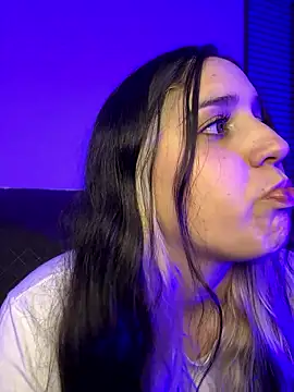 valentina jonnes1 online show from 01/11/26, 03:46