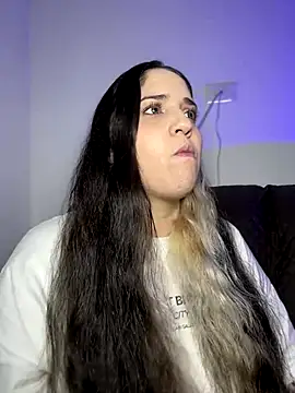 valentina jonnes1 online show from 01/09/26, 03:35