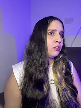 valentina jonnes1 online show from 11/07/25, 06:40