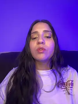 valentina jonnes1 online show from 07/12/26, 05:41