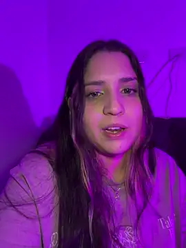 valentina jonnes1 online show from 03/04/26, 06:21