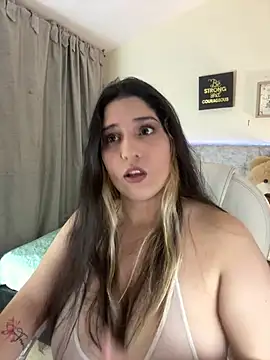 Snapshot of valentina_jonnes1 chatting on 12/24/24, 01:27 valentina jonnes1 online show from 12/24/24, 01:27