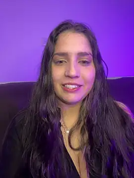 valentina jonnes1 online show from 06/28/26, 05:25