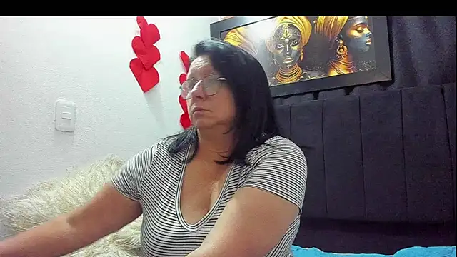 Evaaross 2345 online show from 03/15/25, 12:25