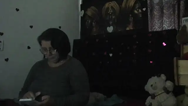 Snapshot of Evaaross_2345 chatting on 04/30/26, 12:34 Evaaross 2345 online show from 04/30/26, 12:34
