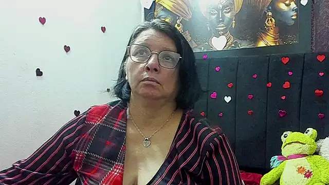 Snapshot of Evaaross_2345 chatting on 05/23/26, 07:46 Evaaross 2345 online show from 05/23/26, 07:46