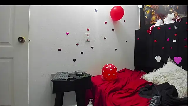 Evaaross 2345 online show from 02/13/26, 01:11