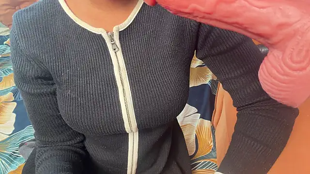 Snapshot of Sheela_oshovadi chatting on 02/13/26, 08:14 Sheela oshovadi online show from 02/13/26, 08:14