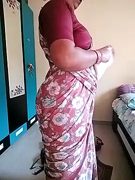 PayalSharmahot143 online show from 01/14/26, 04:05