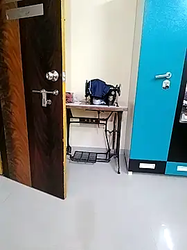 Snapshot of PayalSharmahot143 chatting on 10/12/25, 02:13 PayalSharmahot143 online show from 10/12/25, 02:13