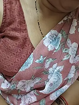 PayalSharmahot143 online show from 05/25/26, 05:22