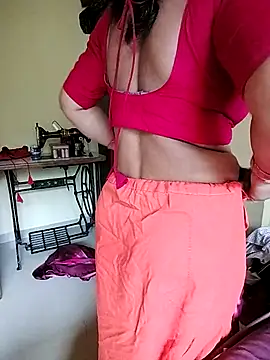 Snapshot of PayalSharmahot143 chatting on 10/06/25, 03:08 PayalSharmahot143 online show from 10/06/25, 03:08