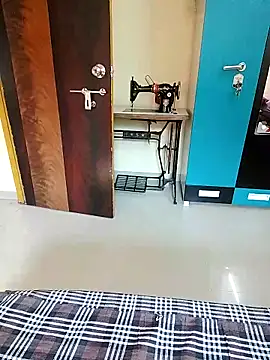 Snapshot of PayalSharmahot143 chatting on 12/17/25, 04:50 PayalSharmahot143 online show from 12/17/25, 04:50