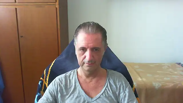 lliuk70mi online show from 05/23/26, 12:15