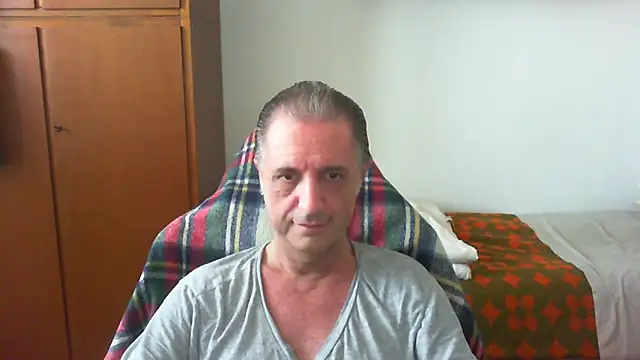 lliuk70mi online show from 05/21/26, 12:13