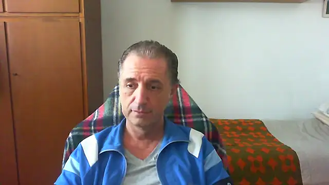 lliuk70mi online show from 05/18/26, 12:10