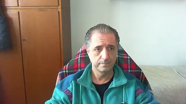 lliuk70mi online show from 04/22/26, 01:29