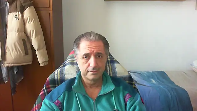 lliuk70mi online show from 03/29/26, 12:51